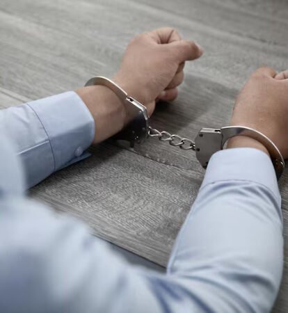 bail1 bail1